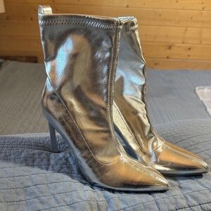 Forever 21 Metallic Silver Pointed Toe Stiletto Booties